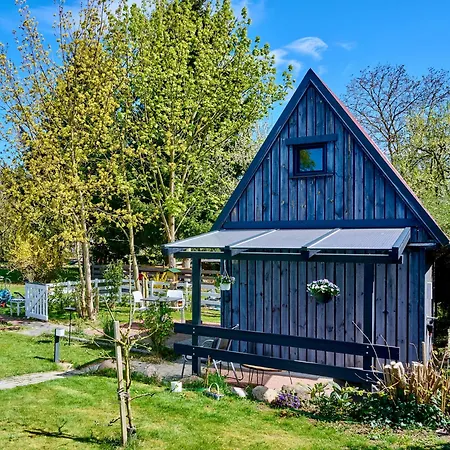 Tiny House *