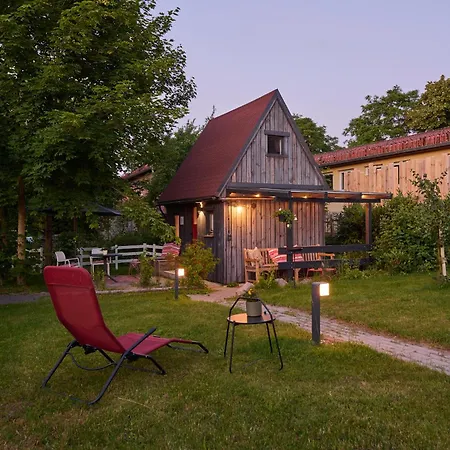 Tiny House *